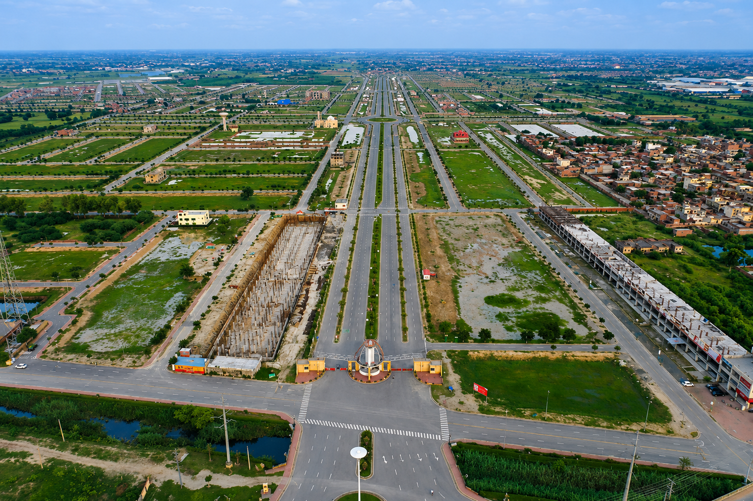 10 Marla Facing Park Plot for Sale in G4 Block Phase 4 Bahria Orchard Lahore | Premium Investment Opportunity